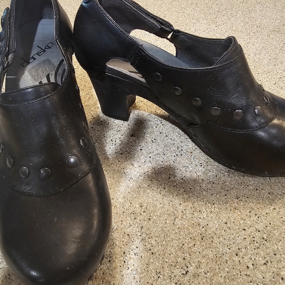 Dansko heels - Picture 2 of 3
